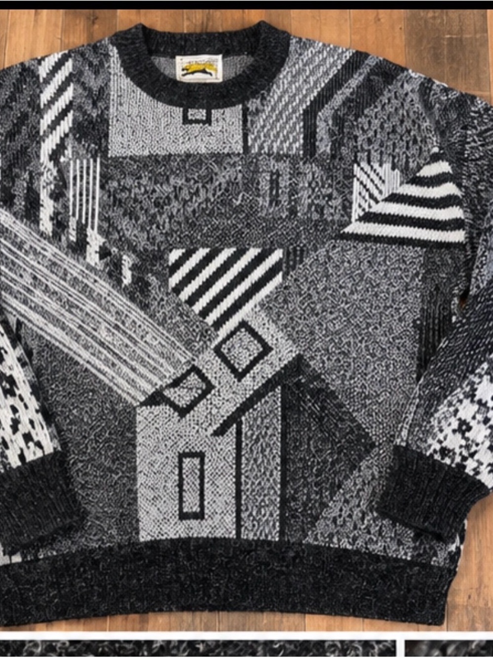 Vintage Le Tigre Black & Gray Geometric Crewneck Sweater XL